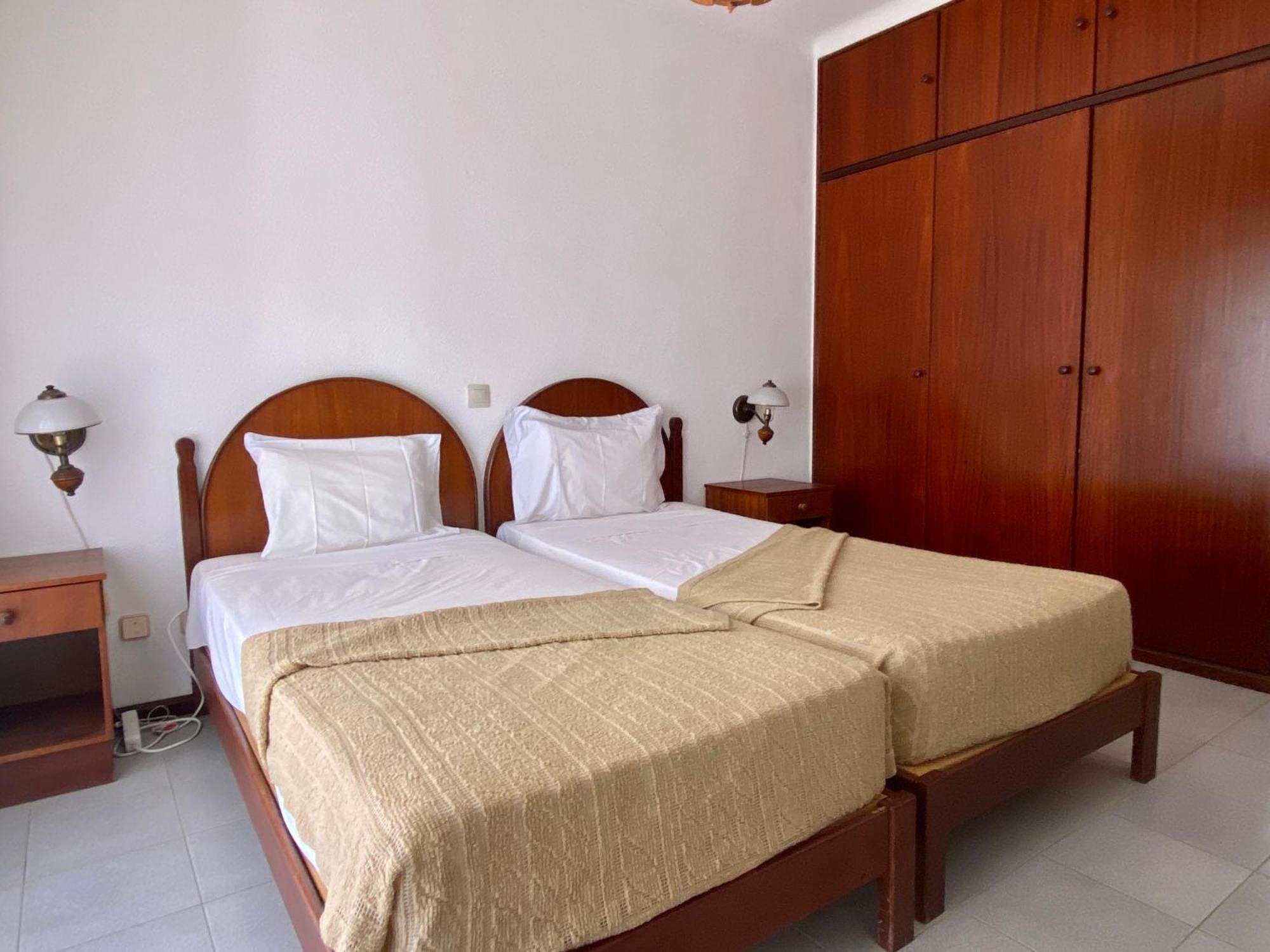 Flor Da Rocha By Coral Apartment